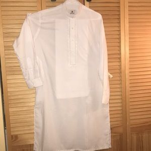 Traditional Pakistani Men’s Shalwar Kameez